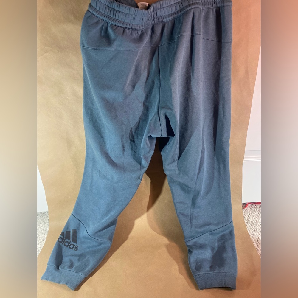 Men’s large adidas blue sweatpants